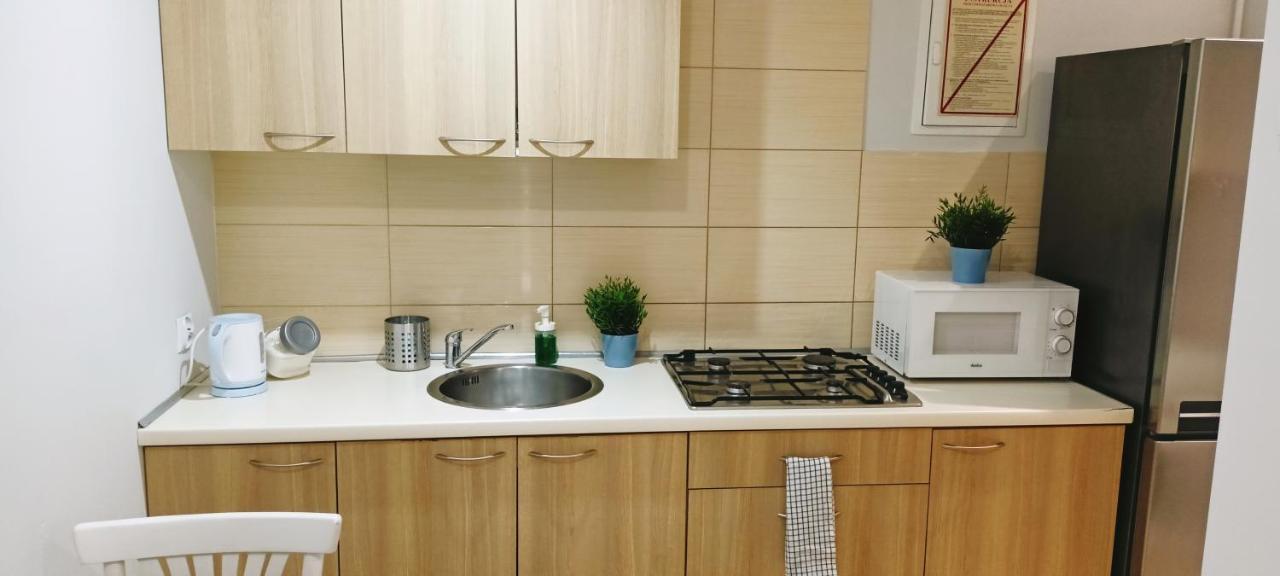 Apartament Granatowy Swietoduska 12 Люблин Екстериор снимка
